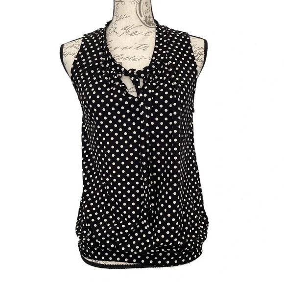 Talbots Polka Dot Print Keyhole Top Size Medium - Picture 8 of 8